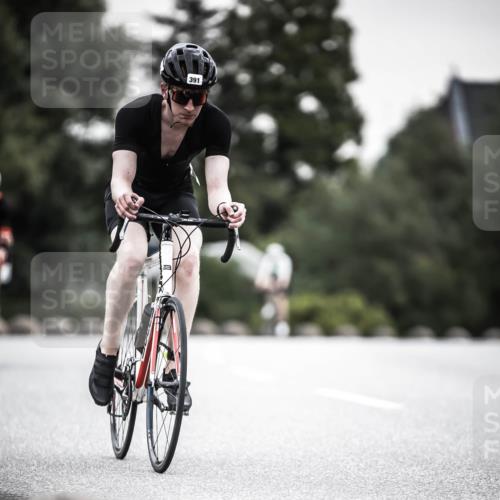 21.06.2026 - 29. Vierlanden-Triathlon H.Heesch http://msf.ph/oto/9850824 21.06.2026 10:27:24 Radfahren 10, 223, 298, 339, 378, 385, 391, 513, 563 meine-sportfotos.de