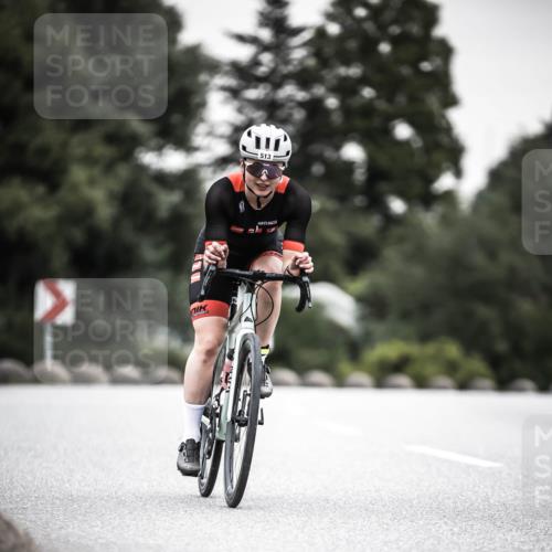 21.06.2026 - 29. Vierlanden-Triathlon H.Heesch http://msf.ph/oto/9850837 21.06.2026 10:27:26 Radfahren 10, 223, 298, 339, 378, 385, 391, 513, 563 meine-sportfotos.de