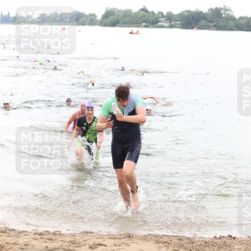 21.06.2026 - 29. Vierlanden-Triathlon Andreas Tolksdorf http://msf.ph/oto/9850862 21.06.2026 10:16:37 Schwimmen 384, 540, 577, 604, 613, 622 meine-sportfotos.de