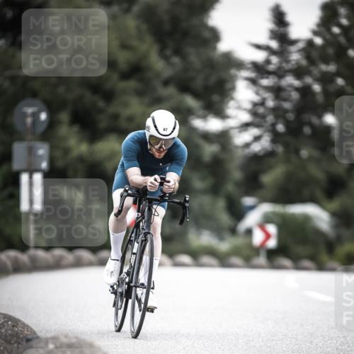 21.06.2026 - 29. Vierlanden-Triathlon H.Heesch http://msf.ph/oto/9850889 21.06.2026 10:27:34 Radfahren 87, 186, 563 meine-sportfotos.de