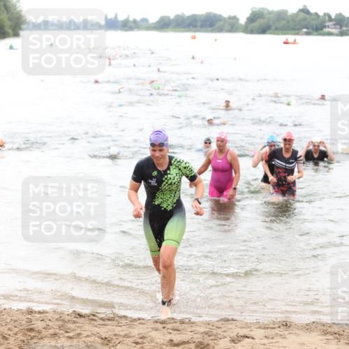 21.06.2026 - 29. Vierlanden-Triathlon Andreas Tolksdorf http://msf.ph/oto/9850900 21.06.2026 10:16:39 Schwimmen 328, 384, 388, 506, 540, 577, 604, 613, 622 meine-sportfotos.de