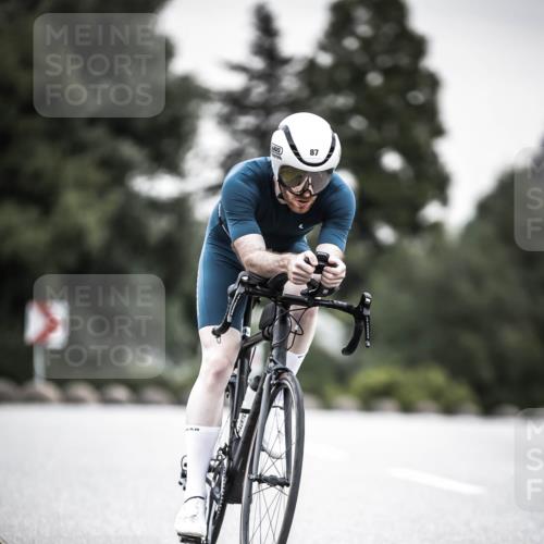 21.06.2026 - 29. Vierlanden-Triathlon H.Heesch http://msf.ph/oto/9850906 21.06.2026 10:27:35 Radfahren 20, 87, 186, 563 meine-sportfotos.de