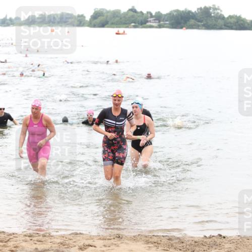 21.06.2026 - 29. Vierlanden-Triathlon Andreas Tolksdorf http://msf.ph/oto/9850913 21.06.2026 10:16:42 Schwimmen 328, 388, 506, 538, 577, 604, 613, 622 meine-sportfotos.de