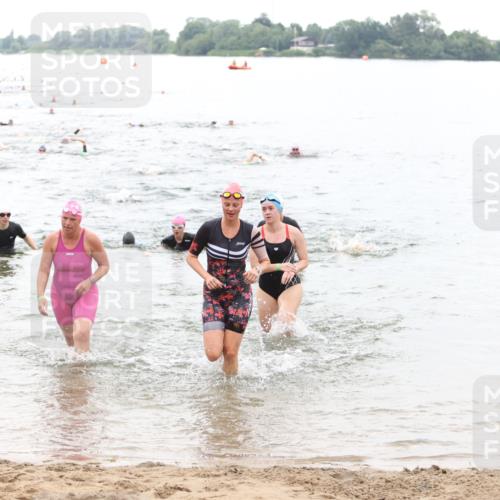 21.06.2026 - 29. Vierlanden-Triathlon Andreas Tolksdorf http://msf.ph/oto/9850916 21.06.2026 10:16:43 Schwimmen 328, 388, 506, 536, 538, 577, 604, 613, 622 meine-sportfotos.de