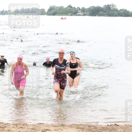 21.06.2026 - 29. Vierlanden-Triathlon Andreas Tolksdorf http://msf.ph/oto/9850922 21.06.2026 10:16:43 Schwimmen 328, 388, 506, 536, 538, 577, 604, 613, 622 meine-sportfotos.de