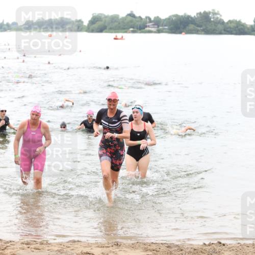 21.06.2026 - 29. Vierlanden-Triathlon Andreas Tolksdorf http://msf.ph/oto/9850930 21.06.2026 10:16:43 Schwimmen 328, 388, 506, 536, 538, 577, 604, 613, 622 meine-sportfotos.de