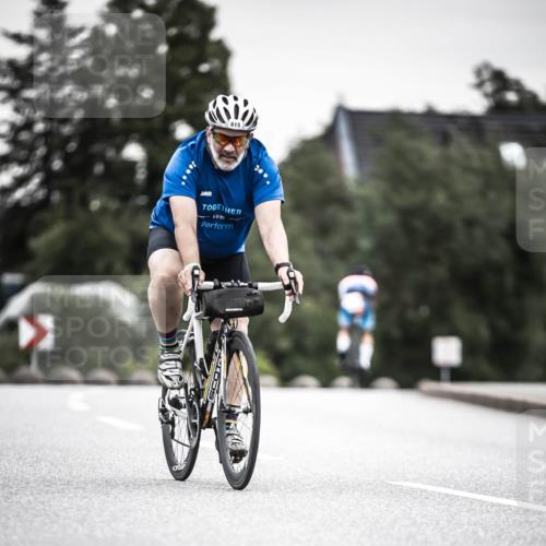 21.06.2026 - 29. Vierlanden-Triathlon H.Heesch http://msf.ph/oto/9850956 21.06.2026 10:27:48 Radfahren 272, 515, 615 meine-sportfotos.de