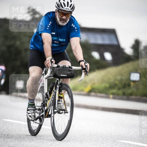 21.06.2026 - 29. Vierlanden-Triathlon H.Heesch http://msf.ph/oto/9850975 21.06.2026 10:27:49 Radfahren 272, 515, 615 meine-sportfotos.de