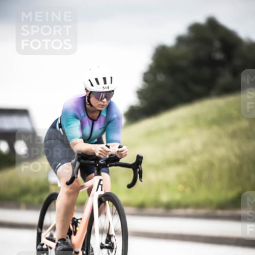 21.06.2026 - 29. Vierlanden-Triathlon H.Heesch http://msf.ph/oto/9850979 21.06.2026 10:28:01 Radfahren 514, 543, 585 meine-sportfotos.de