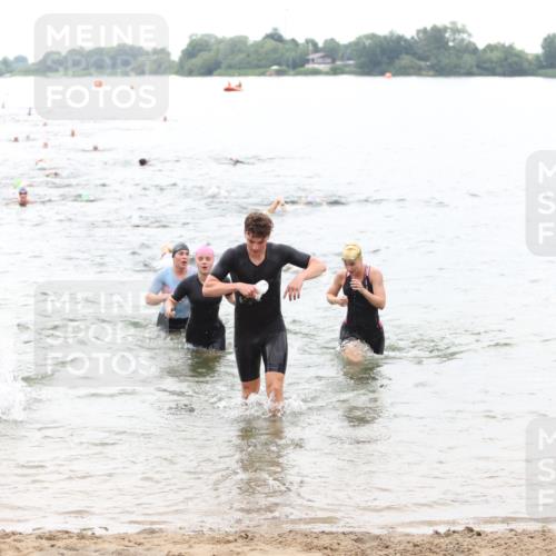 21.06.2026 - 29. Vierlanden-Triathlon Andreas Tolksdorf http://msf.ph/oto/9850981 21.06.2026 10:16:48 Schwimmen 328, 374, 388, 485, 506, 536, 538, 604, 613, 622 meine-sportfotos.de