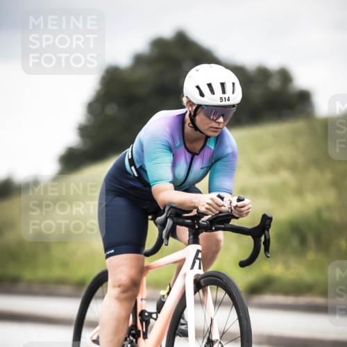 21.06.2026 - 29. Vierlanden-Triathlon H.Heesch http://msf.ph/oto/9850985 21.06.2026 10:28:01 Radfahren 514, 543, 585 meine-sportfotos.de