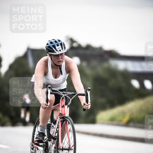 21.06.2026 - 29. Vierlanden-Triathlon H.Heesch http://msf.ph/oto/9850990 21.06.2026 10:28:03 Radfahren 267, 514, 543, 585 meine-sportfotos.de
