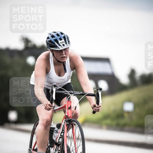 21.06.2026 - 29. Vierlanden-Triathlon H.Heesch http://msf.ph/oto/9850997 21.06.2026 10:28:03 Radfahren 267, 514, 543, 585 meine-sportfotos.de