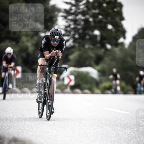 21.06.2026 - 29. Vierlanden-Triathlon H.Heesch http://msf.ph/oto/9851014 21.06.2026 10:28:12 Radfahren 21, 233, 267, 268 meine-sportfotos.de