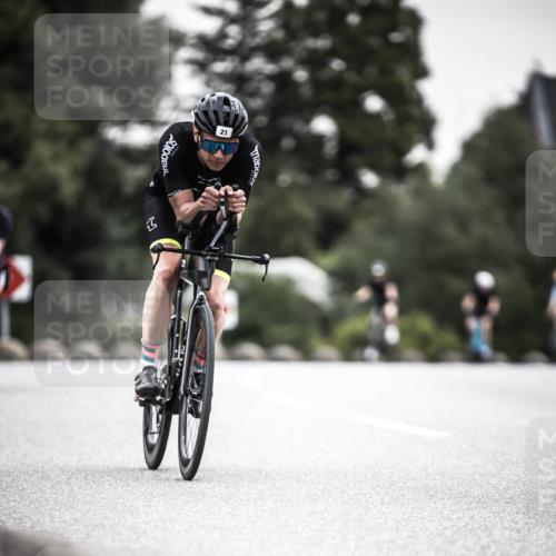 21.06.2026 - 29. Vierlanden-Triathlon H.Heesch http://msf.ph/oto/9851018 21.06.2026 10:28:12 Radfahren 21, 233, 267, 268 meine-sportfotos.de