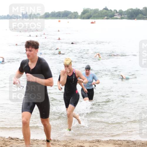 21.06.2026 - 29. Vierlanden-Triathlon Andreas Tolksdorf http://msf.ph/oto/9851025 21.06.2026 10:16:50 Schwimmen 328, 374, 388, 485, 506, 515, 536, 538, 604, 613, 622 meine-sportfotos.de