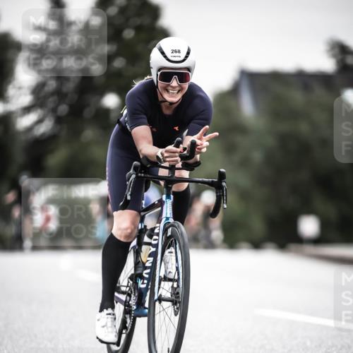 21.06.2026 - 29. Vierlanden-Triathlon H.Heesch http://msf.ph/oto/9851029 21.06.2026 10:28:14 Radfahren 21, 233, 267, 268, 368, 538, 575 meine-sportfotos.de