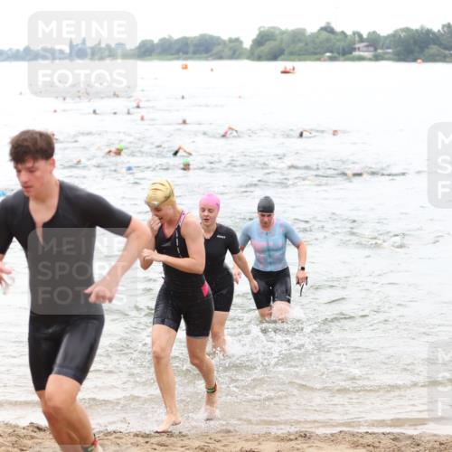 21.06.2026 - 29. Vierlanden-Triathlon Andreas Tolksdorf http://msf.ph/oto/9851037 21.06.2026 10:16:51 Schwimmen 328, 374, 388, 485, 506, 515, 536, 538, 604, 613, 622 meine-sportfotos.de