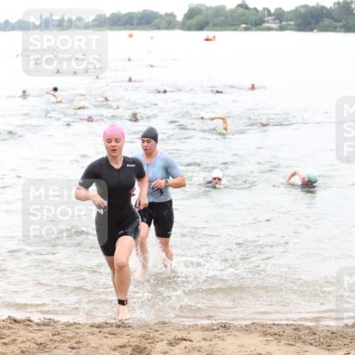 21.06.2026 - 29. Vierlanden-Triathlon Andreas Tolksdorf http://msf.ph/oto/9851058 21.06.2026 10:16:52 Schwimmen 328, 374, 388, 485, 506, 515, 536, 538, 613 meine-sportfotos.de