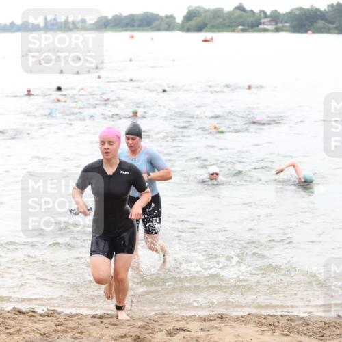 21.06.2026 - 29. Vierlanden-Triathlon Andreas Tolksdorf http://msf.ph/oto/9851065 21.06.2026 10:16:52 Schwimmen 328, 374, 388, 485, 506, 515, 536, 538, 613 meine-sportfotos.de