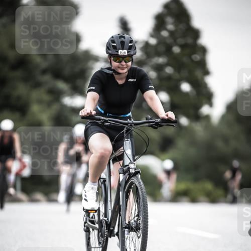 21.06.2026 - 29. Vierlanden-Triathlon H.Heesch http://msf.ph/oto/9851073 21.06.2026 10:28:21 Radfahren 4, 79, 368, 481, 538, 567, 574, 575, 582, 590, 608 meine-sportfotos.de