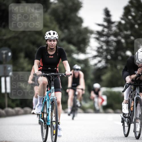 21.06.2026 - 29. Vierlanden-Triathlon H.Heesch http://msf.ph/oto/9851083 21.06.2026 10:28:23 Radfahren 4, 51, 55, 61, 78, 79, 368, 481, 538, 567, 574, 575, 582, 590, 606, 608 meine-sportfotos.de