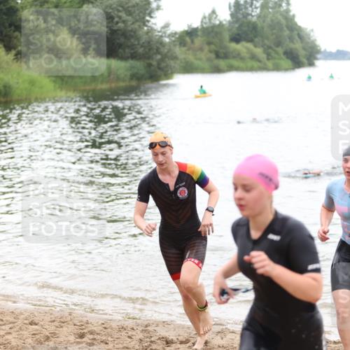 21.06.2026 - 29. Vierlanden-Triathlon Andreas Tolksdorf http://msf.ph/oto/9851089 21.06.2026 10:16:54 Schwimmen 328, 374, 388, 485, 506, 515, 536, 538 meine-sportfotos.de