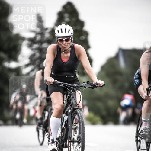 21.06.2026 - 29. Vierlanden-Triathlon H.Heesch http://msf.ph/oto/9851117 21.06.2026 10:28:25 Radfahren 4, 51, 55, 61, 78, 79, 106, 197, 368, 481, 538, 561, 567, 574, 582, 590, 606, 608, 616 meine-sportfotos.de