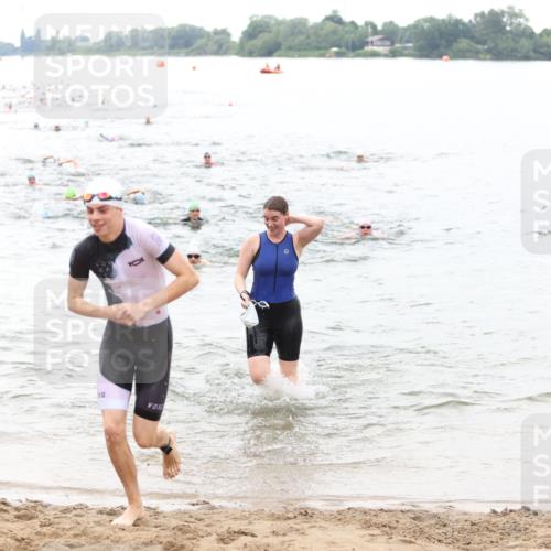 21.06.2026 - 29. Vierlanden-Triathlon Andreas Tolksdorf http://msf.ph/oto/9851118 21.06.2026 10:16:59 Schwimmen 374, 480, 485, 515, 536, 625 meine-sportfotos.de