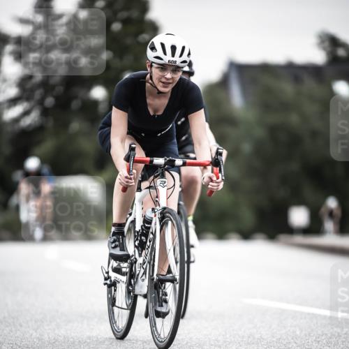 21.06.2026 - 29. Vierlanden-Triathlon H.Heesch http://msf.ph/oto/9851160 21.06.2026 10:28:28 Radfahren 4, 51, 55, 61, 78, 99, 106, 197, 481, 561, 567, 574, 582, 590, 592, 606, 608, 616 meine-sportfotos.de