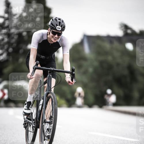 21.06.2026 - 29. Vierlanden-Triathlon H.Heesch http://msf.ph/oto/9851178 21.06.2026 10:28:29 Radfahren 4, 51, 55, 61, 78, 99, 106, 197, 387, 481, 535, 561, 574, 582, 592, 606, 608, 616 meine-sportfotos.de