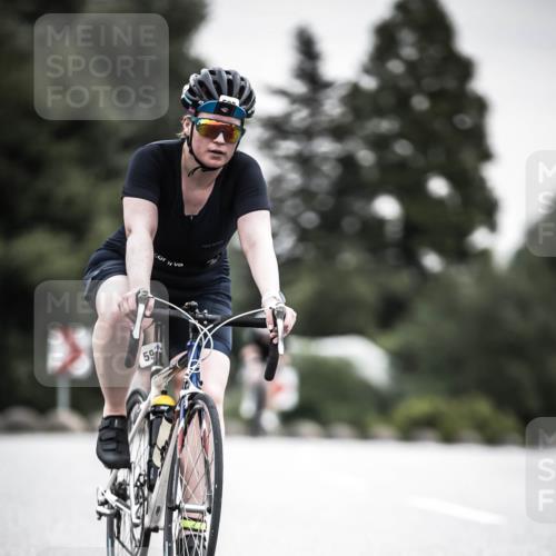 21.06.2026 - 29. Vierlanden-Triathlon H.Heesch http://msf.ph/oto/9851208 21.06.2026 10:28:33 Radfahren 51, 55, 61, 78, 99, 106, 197, 367, 387, 390, 511, 535, 561, 592, 606, 616 meine-sportfotos.de