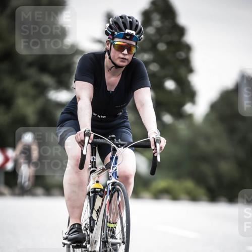 21.06.2026 - 29. Vierlanden-Triathlon H.Heesch http://msf.ph/oto/9851215 21.06.2026 10:28:33 Radfahren 51, 55, 61, 78, 99, 106, 197, 367, 387, 390, 511, 535, 561, 592, 606, 616 meine-sportfotos.de