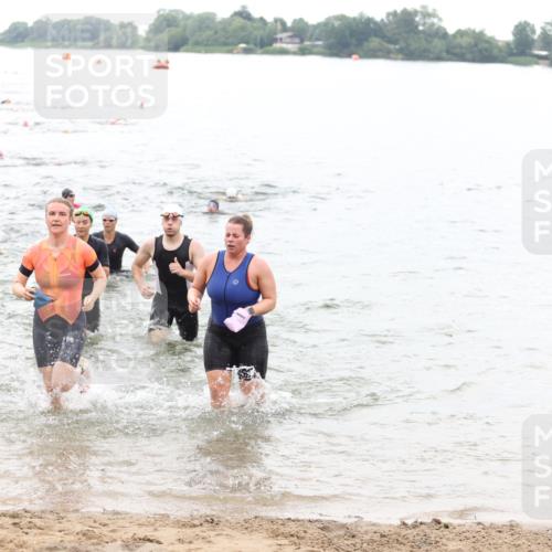 21.06.2026 - 29. Vierlanden-Triathlon Andreas Tolksdorf http://msf.ph/oto/9851222 21.06.2026 10:17:11 Schwimmen 386, 480, 488, 521, 530, 533, 574, 585, 591, 602, 625 meine-sportfotos.de
