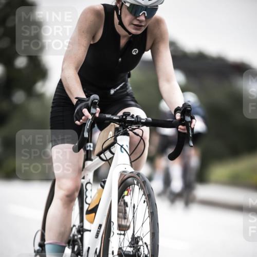 21.06.2026 - 29. Vierlanden-Triathlon H.Heesch http://msf.ph/oto/9851247 21.06.2026 10:28:38 Radfahren 99, 367, 387, 390, 508, 511, 535 meine-sportfotos.de