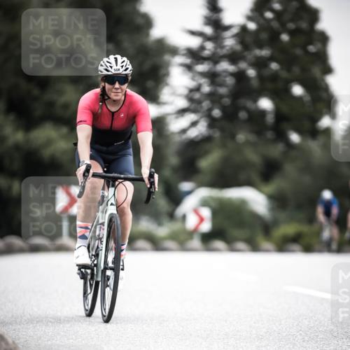 21.06.2026 - 29. Vierlanden-Triathlon H.Heesch http://msf.ph/oto/9851252 21.06.2026 10:28:42 Radfahren 390, 508, 583, 619 meine-sportfotos.de