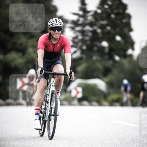 21.06.2026 - 29. Vierlanden-Triathlon H.Heesch http://msf.ph/oto/9851257 21.06.2026 10:28:42 Radfahren 390, 508, 583, 619 meine-sportfotos.de