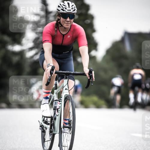 21.06.2026 - 29. Vierlanden-Triathlon H.Heesch http://msf.ph/oto/9851268 21.06.2026 10:28:43 Radfahren 390, 508, 583, 619 meine-sportfotos.de