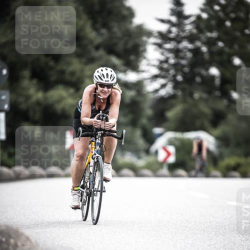 21.06.2026 - 29. Vierlanden-Triathlon H.Heesch http://msf.ph/oto/9851273 21.06.2026 10:28:46 Radfahren 27, 508, 551, 583, 619 meine-sportfotos.de