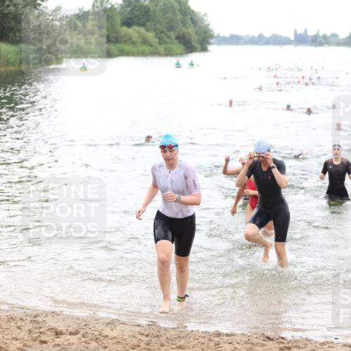 21.06.2026 - 29. Vierlanden-Triathlon Andreas Tolksdorf http://msf.ph/oto/9851291 21.06.2026 10:17:17 Schwimmen 369, 386, 486, 488, 517, 530, 533, 543, 574, 585, 591, 599, 602 meine-sportfotos.de