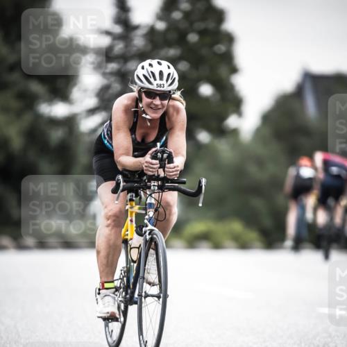 21.06.2026 - 29. Vierlanden-Triathlon H.Heesch http://msf.ph/oto/9851295 21.06.2026 10:28:46 Radfahren 27, 508, 551, 583, 619 meine-sportfotos.de