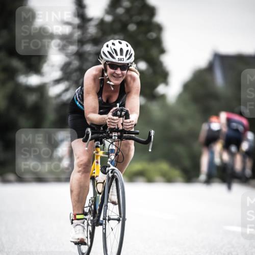 21.06.2026 - 29. Vierlanden-Triathlon H.Heesch http://msf.ph/oto/9851297 21.06.2026 10:28:46 Radfahren 27, 508, 551, 583, 619 meine-sportfotos.de
