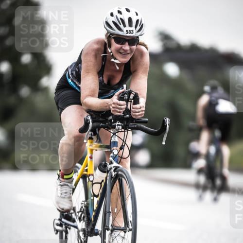 21.06.2026 - 29. Vierlanden-Triathlon H.Heesch http://msf.ph/oto/9851308 21.06.2026 10:28:47 Radfahren 27, 551, 583, 619 meine-sportfotos.de