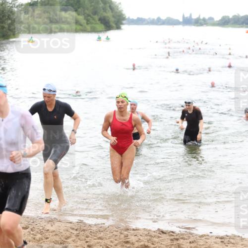 21.06.2026 - 29. Vierlanden-Triathlon Andreas Tolksdorf http://msf.ph/oto/9851318 21.06.2026 10:17:19 Schwimmen 369, 386, 486, 517, 530, 543, 567, 574, 585, 591, 599, 600, 602 meine-sportfotos.de