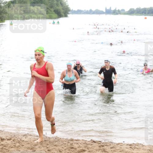 21.06.2026 - 29. Vierlanden-Triathlon Andreas Tolksdorf http://msf.ph/oto/9851338 21.06.2026 10:17:20 Schwimmen 369, 386, 486, 517, 530, 543, 567, 574, 585, 591, 599, 600, 602 meine-sportfotos.de