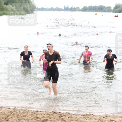 21.06.2026 - 29. Vierlanden-Triathlon Andreas Tolksdorf http://msf.ph/oto/9851366 21.06.2026 10:17:23 Schwimmen 369, 486, 517, 530, 543, 567, 574, 585, 599, 600, 602 meine-sportfotos.de