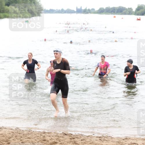 21.06.2026 - 29. Vierlanden-Triathlon Andreas Tolksdorf http://msf.ph/oto/9851368 21.06.2026 10:17:23 Schwimmen 369, 486, 517, 530, 543, 567, 574, 585, 599, 600, 602 meine-sportfotos.de