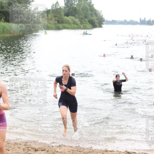 21.06.2026 - 29. Vierlanden-Triathlon Andreas Tolksdorf http://msf.ph/oto/9851382 21.06.2026 10:17:26 Schwimmen 369, 486, 517, 543, 567, 585, 599, 600 meine-sportfotos.de