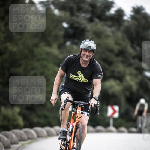 21.06.2026 - 29. Vierlanden-Triathlon H.Heesch http://msf.ph/oto/9851388 21.06.2026 12:02:39 Radfahren 760, 806, 878, 892 meine-sportfotos.de