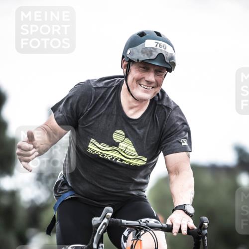 21.06.2026 - 29. Vierlanden-Triathlon H.Heesch http://msf.ph/oto/9851419 21.06.2026 12:02:40 Radfahren 760, 806, 878, 892 meine-sportfotos.de